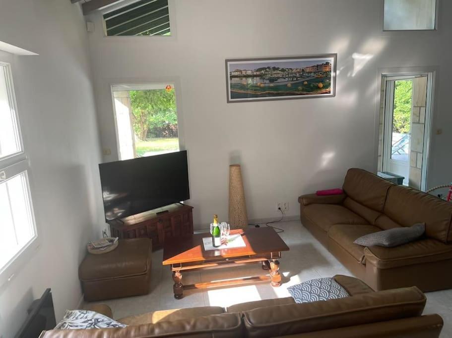 Belle Villa Basque Avec Piscine Et Jardin De 3000M2 Saint-Jean-de-Luz Exteriör bild